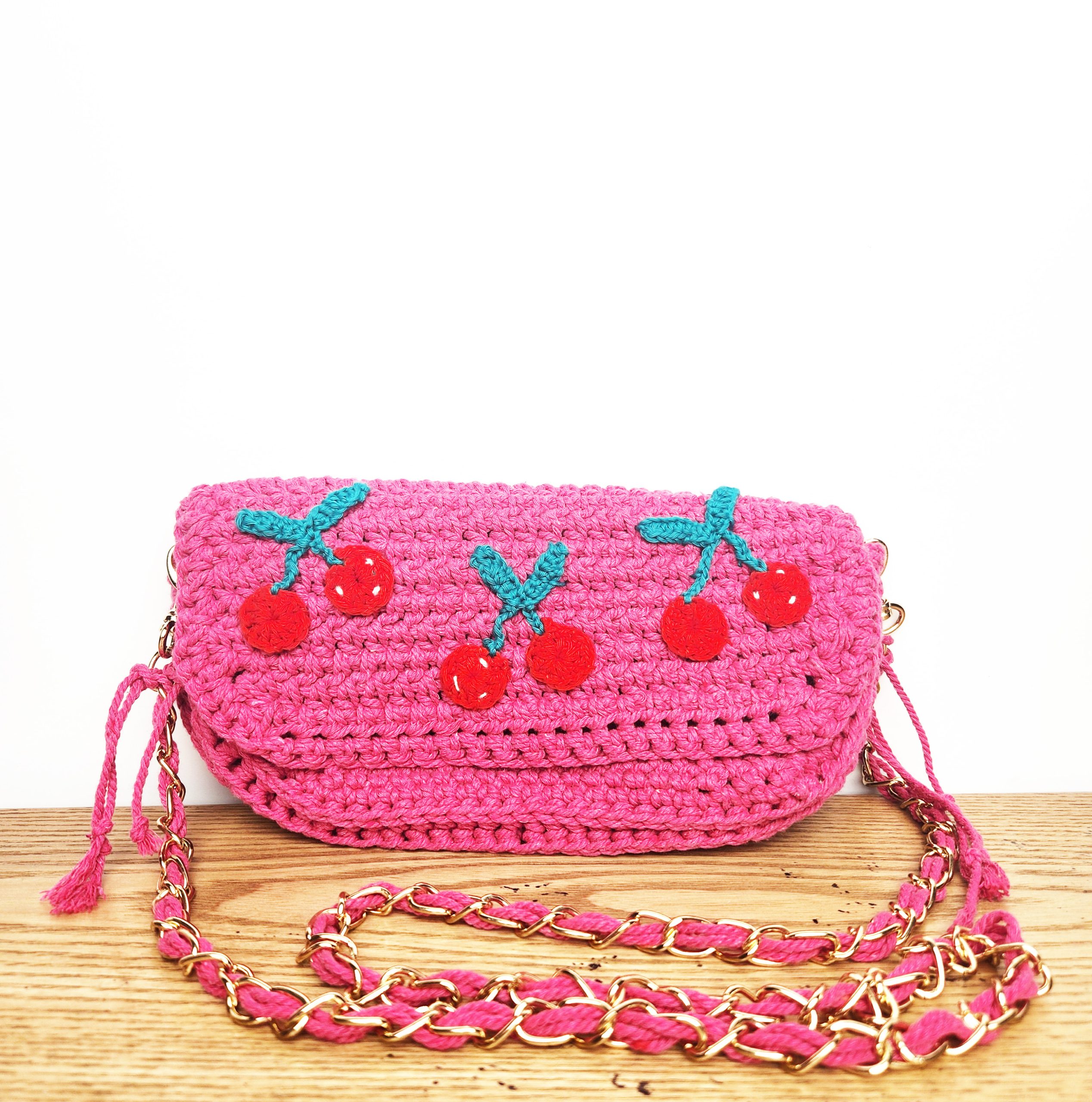 Crochet Sling Handbag – Pink
