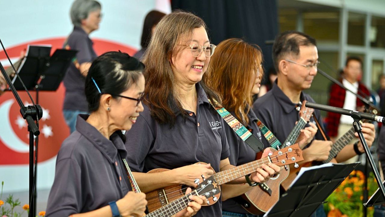 photo_6201887695907261256_y